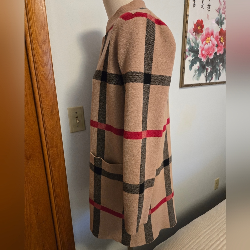 TAHARI PLAID LONG OPEN CARDIGAN - Tan, Black, Red. SIZE XL. - Picture 4 of 9